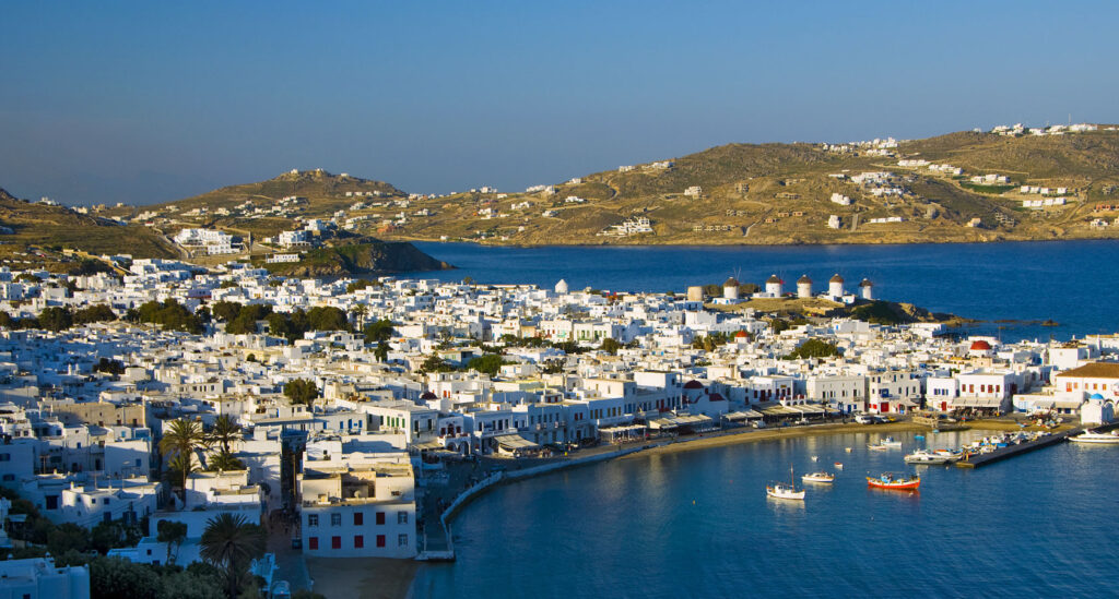 Έρχεται “χαράτσι” για τους τουρίστες– Δείτε πόσο θα πληρώνουν σε κάθε λιμάνι