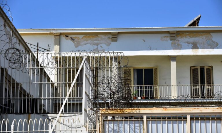 Έφοδος στις φυλακές Κορυδαλλού: Εντοπίστηκε μεταλλική ράβδος
