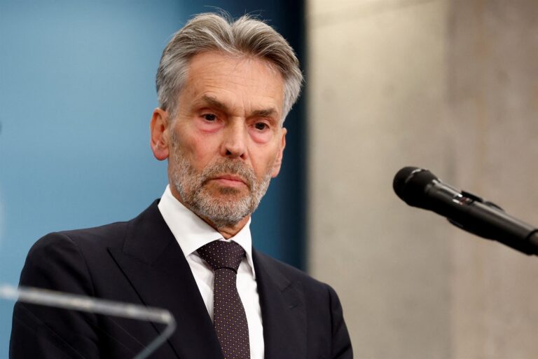 Ολλανδία: Έπεσε η κυβέρνηση – Παραιτήθηκε ο πρωθυπουργός