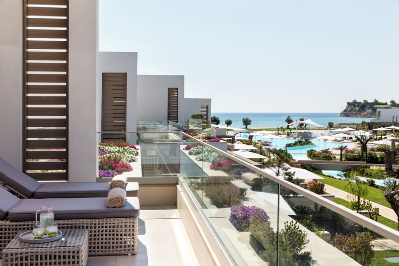 2.300 θέσεις εργασίας από το νέο «Ikos Grand Resort» στη Χαλκιδική