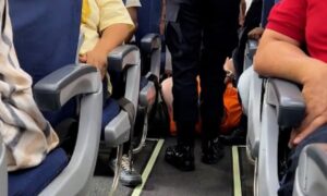 Thai Lion Air: Επεισόδιο με υπέρβαρο επιβάτη που καθυστέρησε πτήση για μία ώρα- Βίντεο