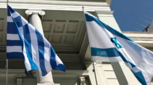 Συναγερμός στο Ισραήλ: Οι Έλληνες πολίτες καλούνται να μείνουν κοντά σε καταφύγια