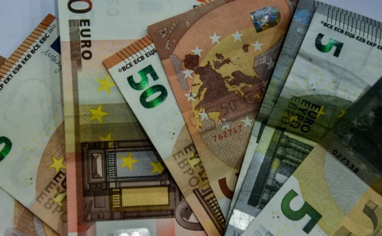Εφορία: Ποιοι πλήρωσαν πάνω από 15 δις σε φόρους