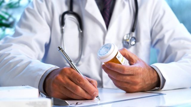 Δωρεάν φάρμακα και εξετάσεις για την παχυσαρκία