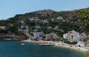 Τραγωδία στην Ικαρία: 91χρονη ανασύρθηκε νεκρή από τη θάλασσα
