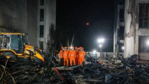 Ινδία:Βρέθηκε το πρώτο μαύρο κουτί του Boeing 787