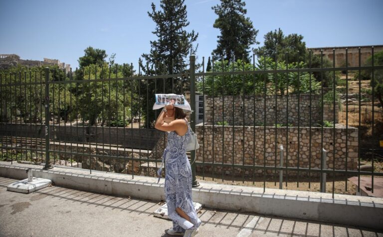 Καιρός: Καύσωνας 72 ωρών στην Ελλάδα – Πότε έρχεται