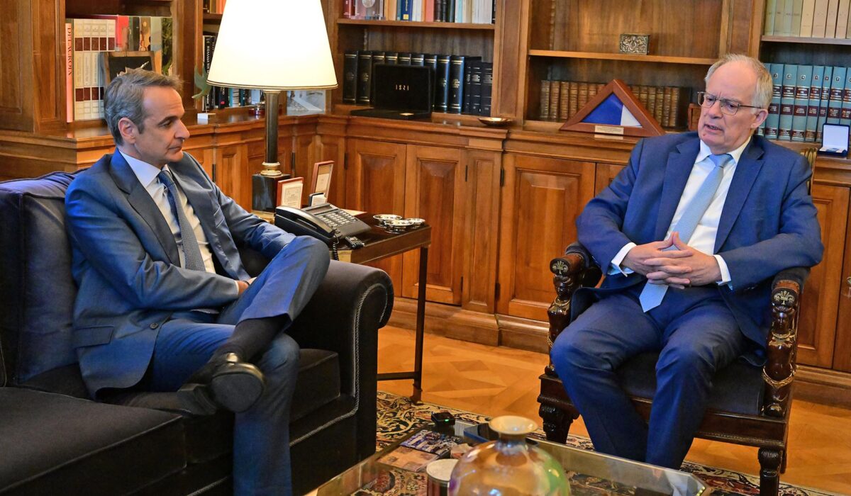 Μητσοτάκης: Μείωση φόρων και αύξηση καθαρών μισθών με δημοσιονομική σταθερότητα