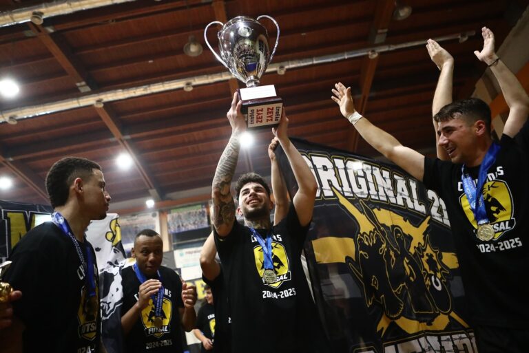 Πρωταθλήτρια Ελλάδος στο Futsal η ΑΕΚ