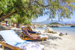 Πόσο κοστίζουν 5 μέρες διακοπών για ζευγάρι & οικογένεια σε 4 hot προορισμούς; (ΠΙΝΑΚΕΣ)