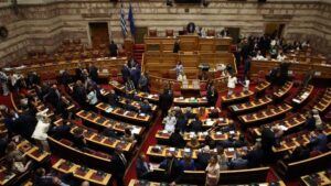 Με 154 ψήφους πέρασε η πρόταση της ΝΔ για παραπομπή του Κ. Καραμανλή