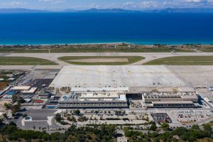 Ρόδος: Αναστάτωση στο αεροδρόμιο «Διαγόρας»
