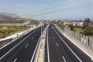 Εγκαίνια για τον νεό αυτοκινητόδρομο Πάτρών-Πύργου