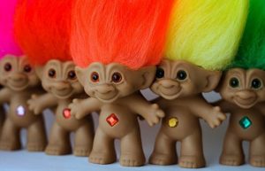 Labubu: Οι «ευχούληδες» της Gen Z