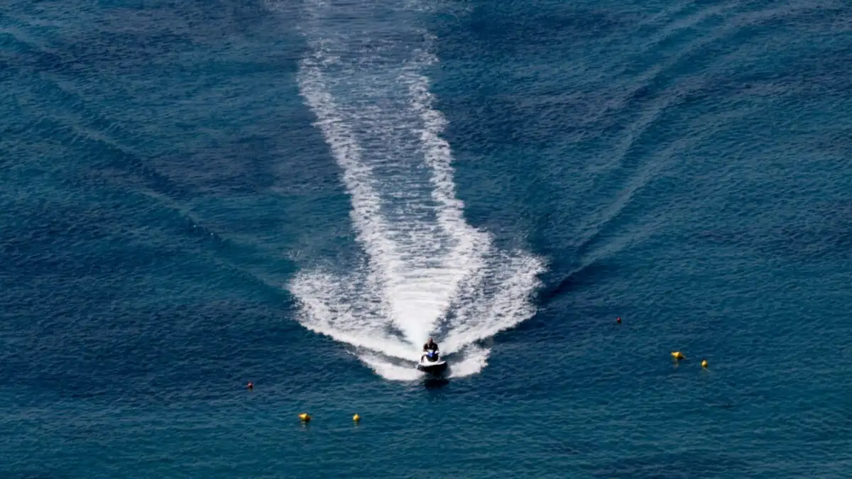 Τραυματισμός 19χρονου με τζετ σκι στο Ρέθυμνο