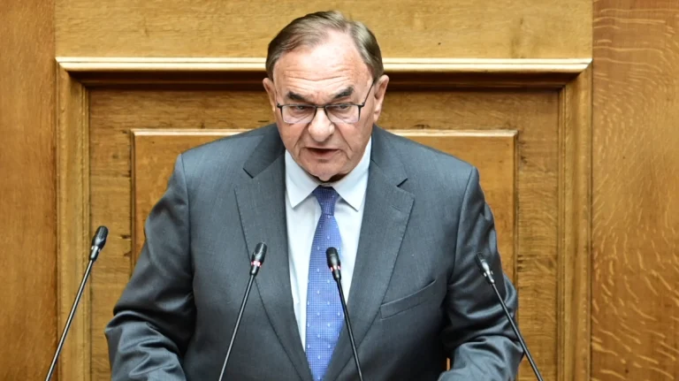 ΠΑΣΟΚ: Καταγγέλλει σεξιστικό σχόλιο από τον Δημήτρη Καλογερόπουλο