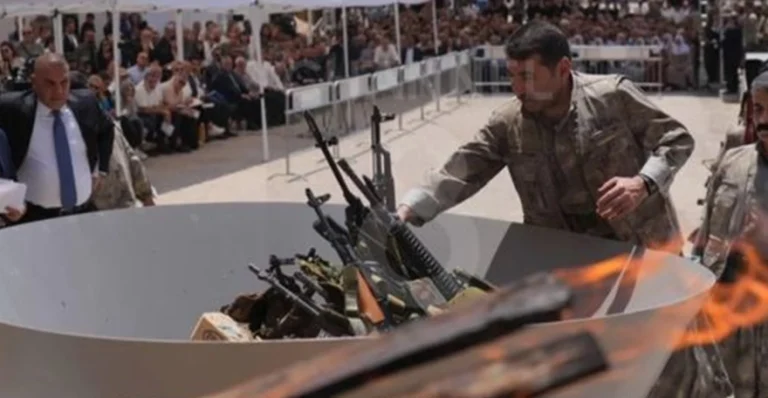 Ξεκίνησε η διαδικασία αφοπλισμού του PKK