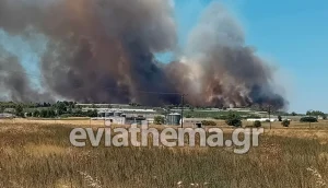 Πισσώνα Ευβοίας: Καμένα πυροσβεστικά και τραυματισμοί πυροσβεστών