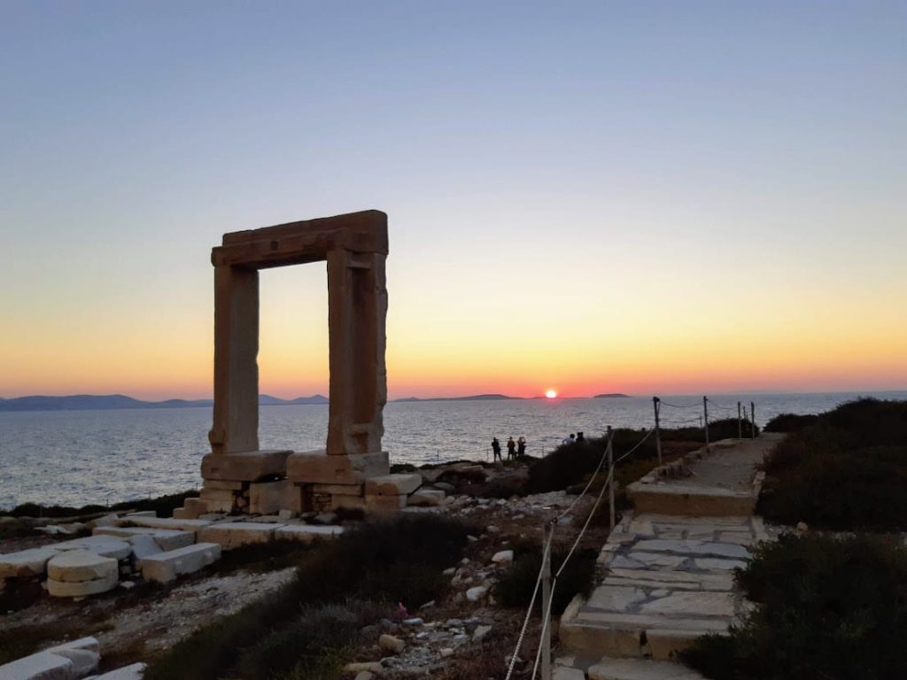 Βγαίνει το συρματόπλεγμα από την Πορτάρα – Δικαίωση για τον Δήμο Νάξου