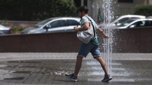 Καύσωνας: Έκτακτα μέτρα για τους εργαζόμενους του ιδιωτικού τομέα