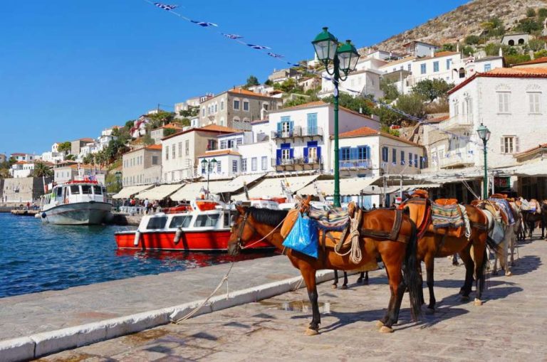 Ύδρα: Μέσω gov.gr οι αιτήσεις για αποβίβαση οχημάτων