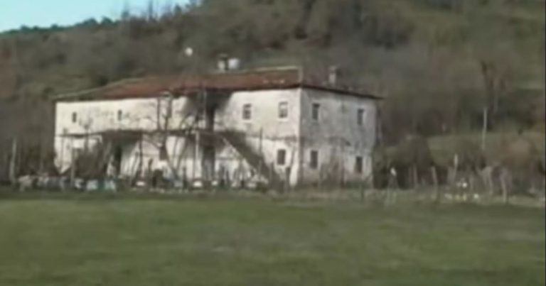 Κίτρινο σπίτι: Η «στοιχειωμένη οικία» των Βαλκανίων