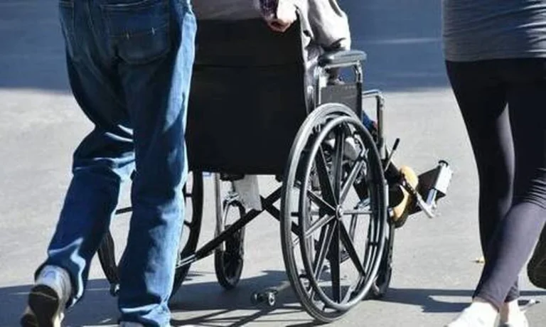 Προσωπικός Βοηθός: 1.500 Άτομα με Αναπηρία εντάχθηκαν στο πρόγραμμα της ΔΥΠΑ