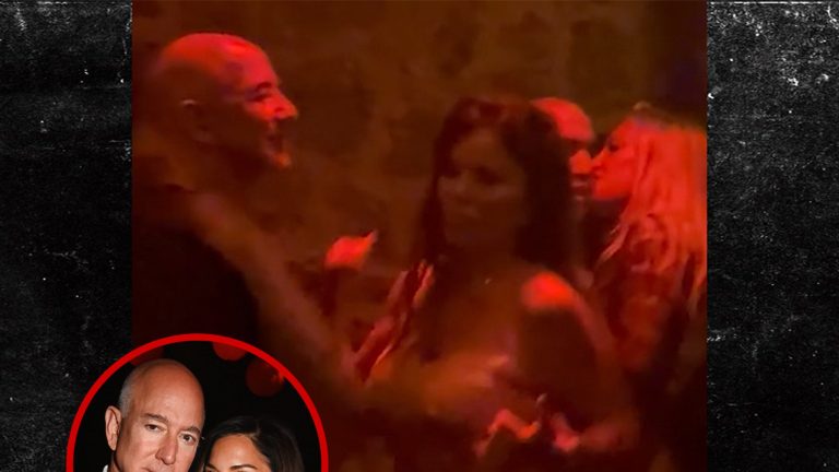 Η cringe στιγμή του Τζεφ Μπέζος στην Ίμπιζα (vid)
