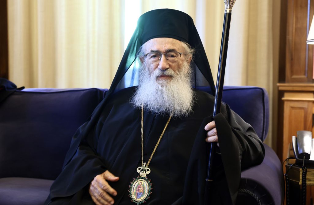 Αρχιεπίσκοπος Δαμιανός: “Νιώθω όμηρος μετά από 60 χρόνια στη Μονή”