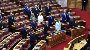 Βουλή: Τιμή στη μνήμη του Απόστολου Βεσυρόπουλου με ενός λεπτού σιγή