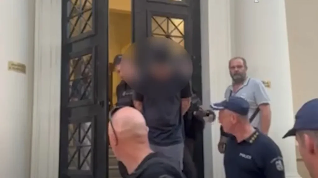 Απολογείται ο 25χρονος για τον εμπρησμό στο Γηροκομείο