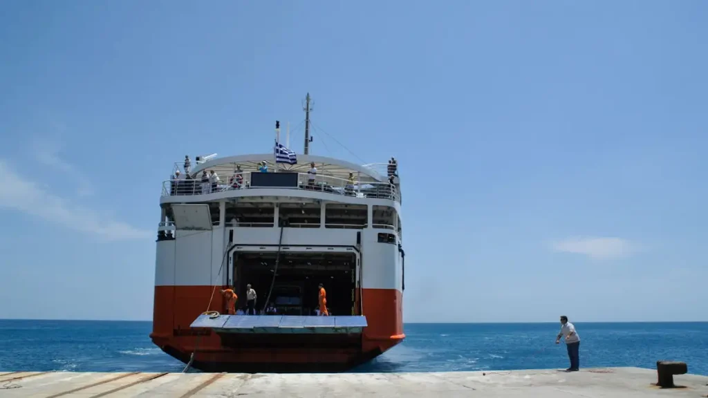 «Σούπερ Σταρ»: Απρόβλεπτη μηχανική βλάβη το ακινητοποίησε στην Αλόννησο