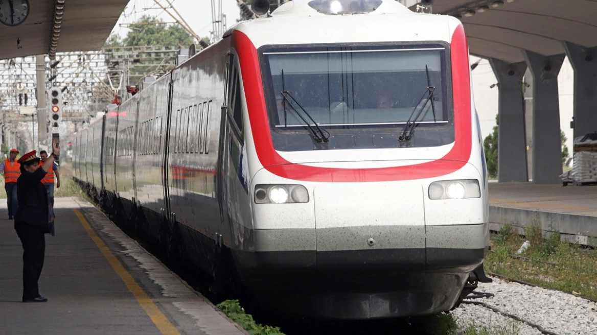 Μηχανική βλάβη σε τρένο της Hellenic Train – Προβλήματα στα δρομολόγια Αίγιο–Κιάτο