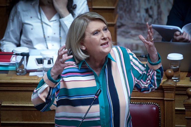 Συνέχεια στο σήριαλ της Βούλτεψη: Επιμένει στους εθελοντές κάνοντας αναφορά στο Μάτι!