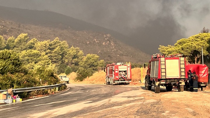 Σε ύφεση τα πύρινα μέτωπα στη Ζάκυνθο