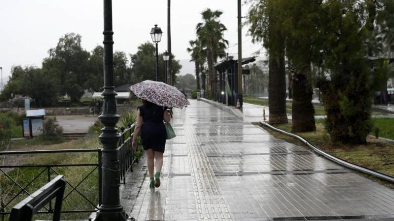 Αλλάζει ο καιρός: Καταιγίδες-εξπρές «χτυπούν» τη χώρα