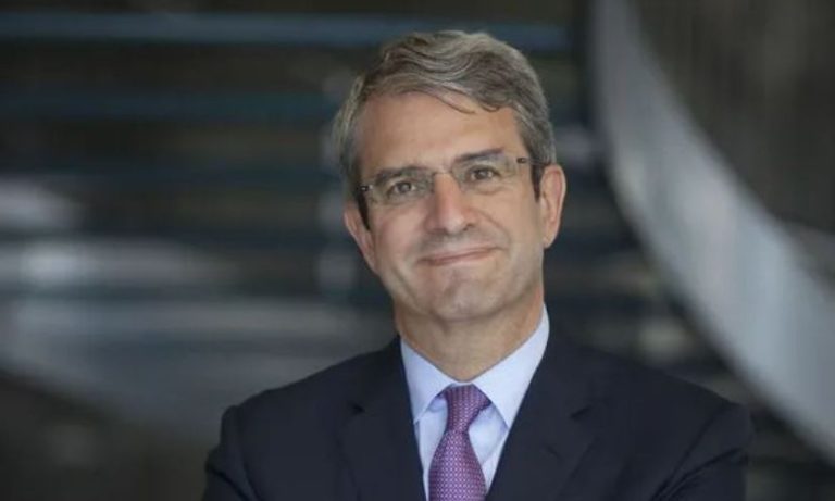 Ροζ σκάνδαλο στη Nestlé: Απόλυση του CEO Laurent Freixe για μυστική σχέση με υφιστάμενη