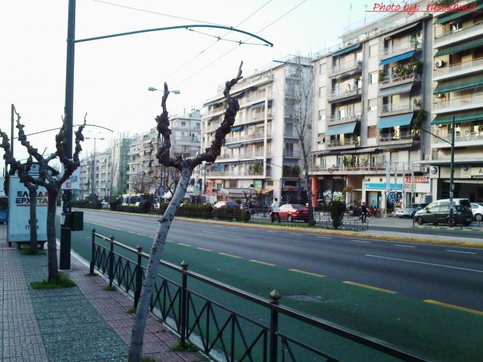 Καραμπόλα οκτώ οχημάτων στη Λ. Αλεξάνδρας