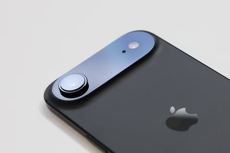 iPhone Air: Το πιο λεπτό iPhone της Apple εντυπωσιάζει αλλά με συμβιβασμούς