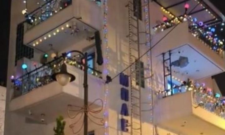 Συκιές Θεσσαλονίκης: Στόλισαν για Χριστούγεννα… 104 μέρες νωρίτερα! (vid)