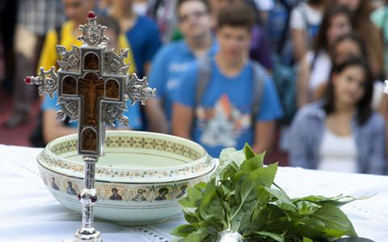 Άδεια 4 ημερών με αποδοχές για γονείς – Στον αγιασμό …χωρίς απώλεια μισθού