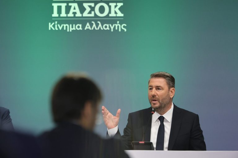 Δείτε live την έκτακτη συνέντευξη Τύπου του Ανδρουλάκη για τις υποκλοπές