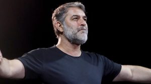 Μπισμπίκης: Καρατέκα για χάρη της καινούργιας του ταινίας- Βίντεο