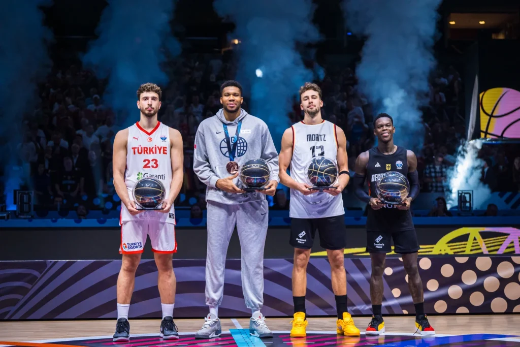 EuroBasket 2025: Στην καλύτερη πεντάδα ο Γιάννης Αντετοκούνμπο