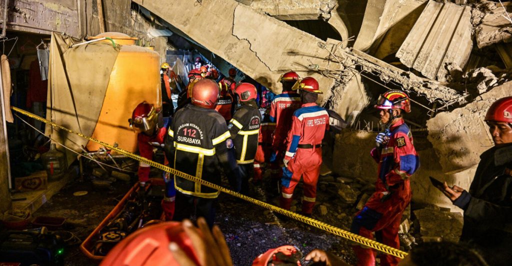 Τραγωδία στην Ινδονησία: Κατέρρευσε πολυώροφο σχολείο με 3 νεκρούς