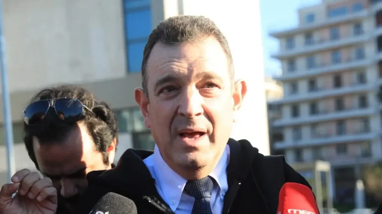 Νίκος Παπαδόπουλος: Ιδρύει το “Ελληνικός Παλμός”, μετά τον βανδαλισμό στην πινακοθήκη