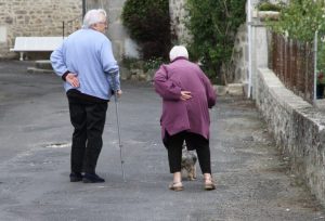 Μία εθνική σύνταξη για χήρες με διπλό συνταξιοδοτικό...