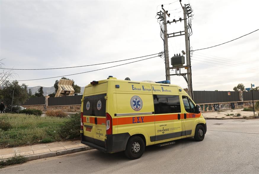 Τραγωδία στο Αίγιο: 87χρονος πέφτει από σκάλα και χάνει τη ζωή του