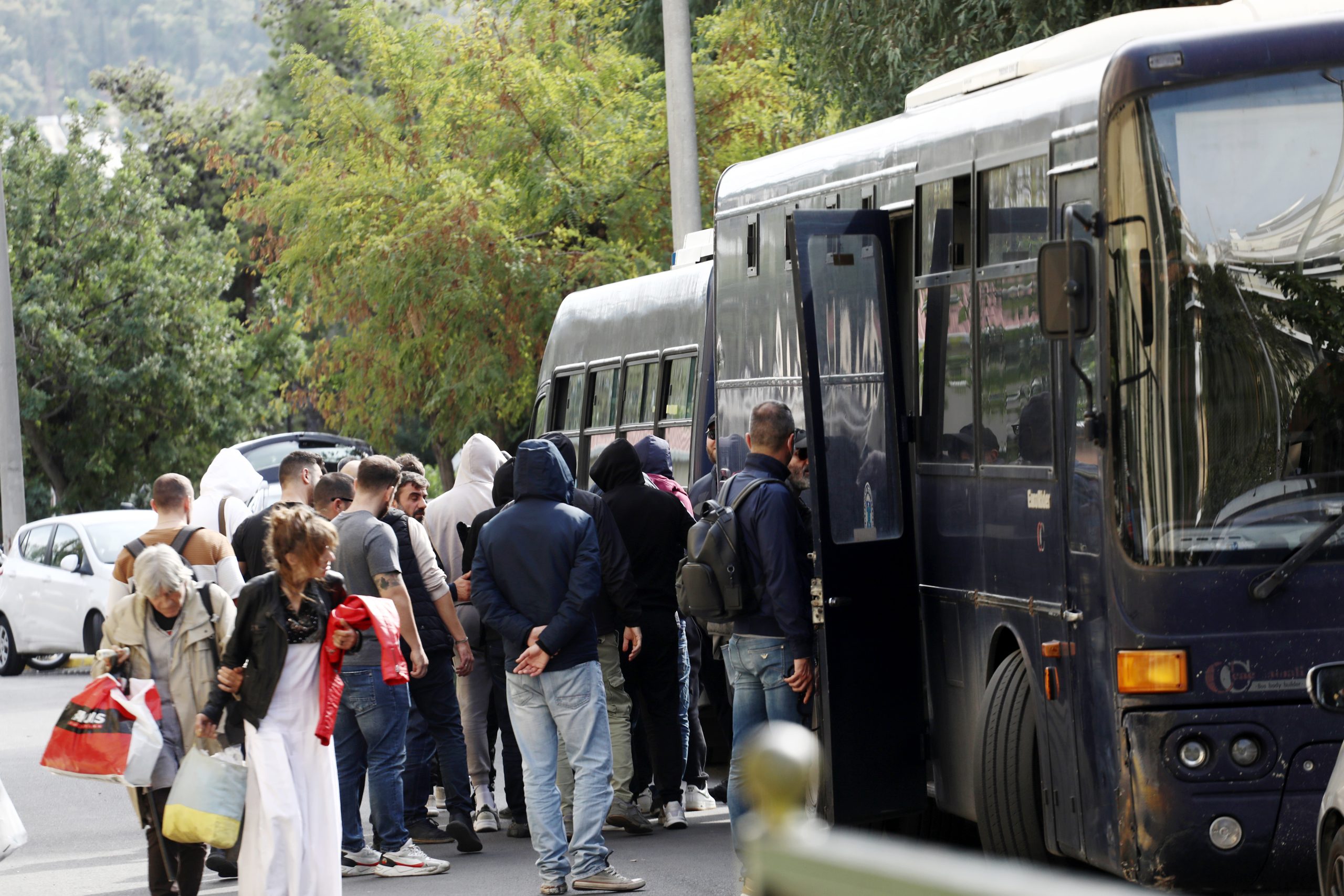 ΟΠΕΚΕΠΕ: Ελεύθεροι οι πρώτοι κατηγορούμενοι