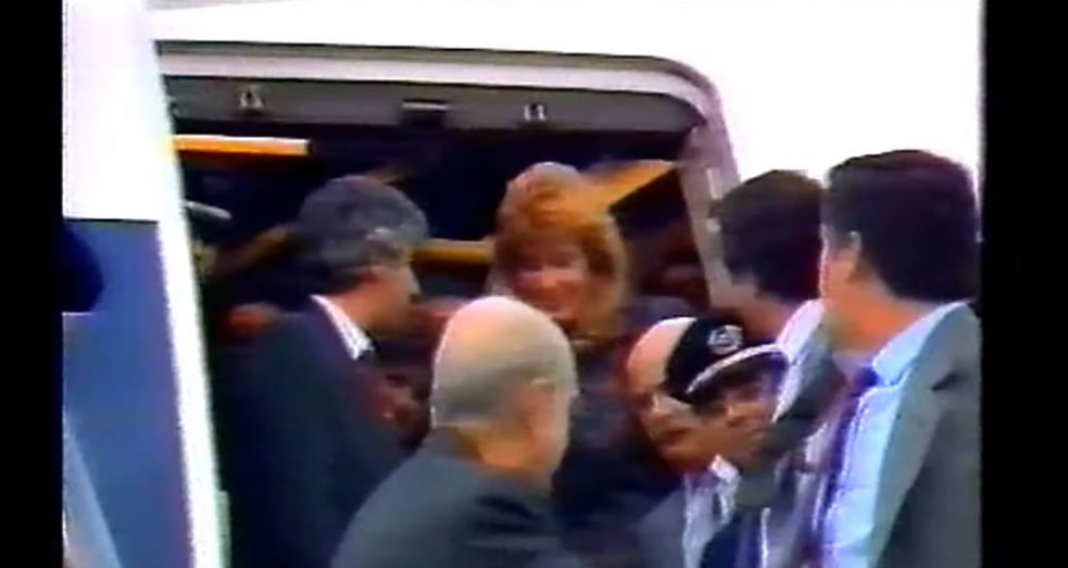 Σαν σήμερα: Το νεύμα που έγραψε ιστορία (vid)